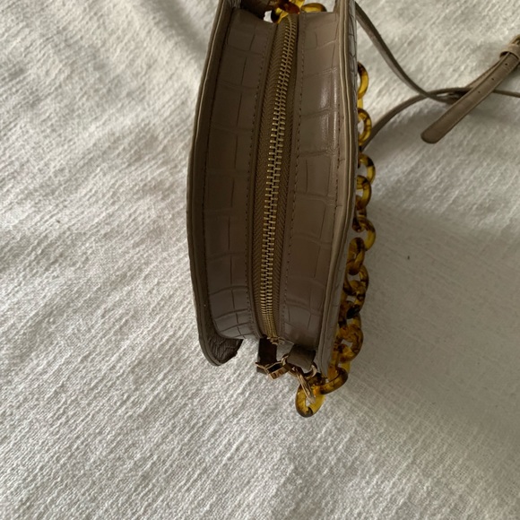 Taupe round crossbody bag - Picture 3 of 5